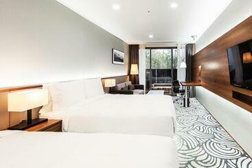 هتل Best Western Plus Gyeongju