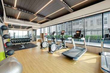 هتل Doubletree By Hilton Taipei Zhongshan