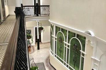 هتل Terlon Apartments