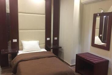 هتل Grand Palace