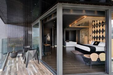 H Hotel - Adults Only