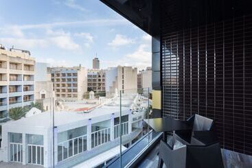 H Hotel - Adults Only