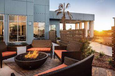 هتل Hilton Garden Inn Sacramento Airport Natomas