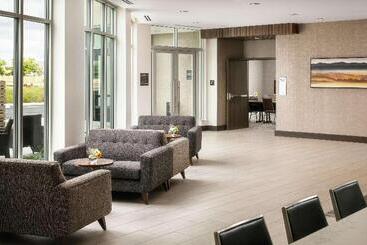 هتل Hilton Garden Inn Sacramento Airport Natomas