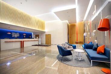 هتل Holiday Inn Express Chengdu North Railway Station, An Ihg