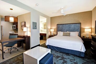 هتل Homewood Suites By Hilton Salt Lake City Airport