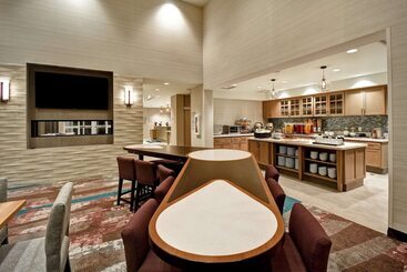 هتل Homewood Suites By Hilton Salt Lake City Airport