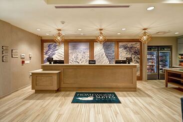 هتل Homewood Suites By Hilton Salt Lake City Airport