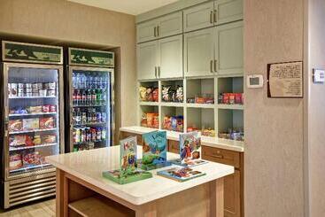 هتل Homewood Suites By Hilton Salt Lake City Airport