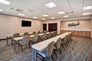 هتل Homewood Suites By Hilton Salt Lake City Airport