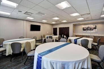 هتل Homewood Suites By Hilton Salt Lake City Airport