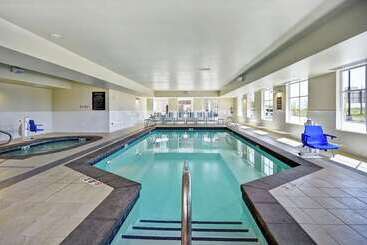 هتل Homewood Suites By Hilton Salt Lake City Airport