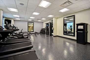 هتل Homewood Suites By Hilton Salt Lake City Airport