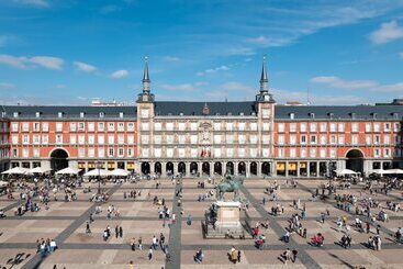 هتل Pestana Plaza Mayor Madrid