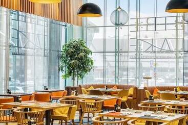 בית מלון כפרי Radisson Blu Olympiyskiy