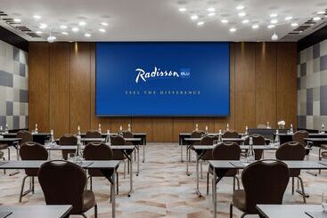 ホテル Radisson Blu Olympiyskiy