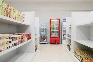هتل Reddoorz Premium @ Wireless Mandaue Cebu