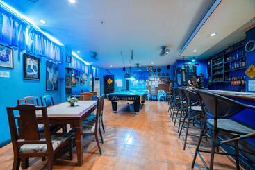 هتل Reddoorz At La Casa Guesthouse Former Reddoorz At Tamarind Street Angeles City