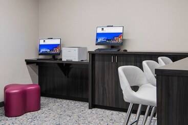 هتل Residence Inn By Marriott Winnipeg