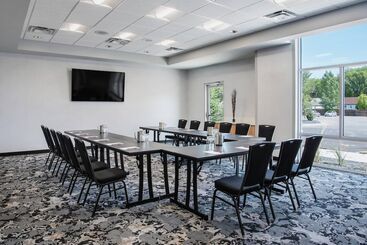 هتل Residence Inn By Marriott Winnipeg