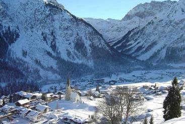 هتل Schusterhof