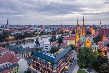 هتل The Bridge Wroclaw  Mgallery