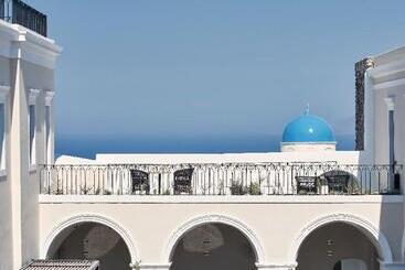 Katikies Garden Santorini   The Leading Hotels Of The World
