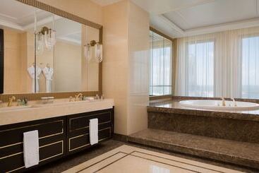 Lotte Hotel Samara