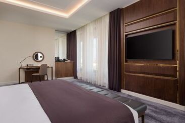 Lotte Hotel Samara