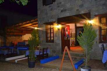 پانسیون Zeushan Kucuk Otel