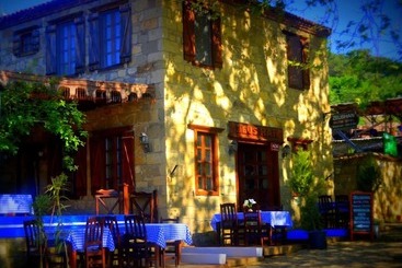 پانسیون Zeushan Kucuk Otel