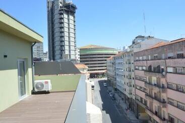 Spot Family Apartments
