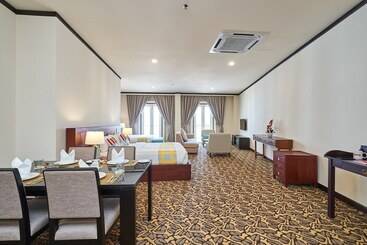 The Platinum Hotel & Suites