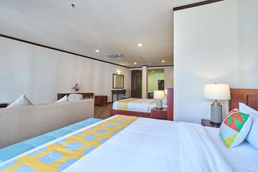 The Platinum Hotel & Suites