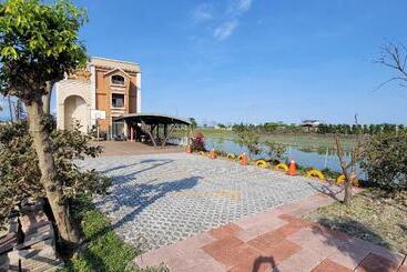 تختخواب و صبحانه Chaopingjia Homestay