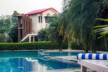 تختخواب و صبحانه Corbett Panorama Resort