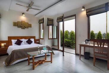 تختخواب و صبحانه Corbett Panorama Resort