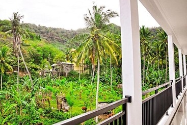 تختخواب و صبحانه Kailash Homestay