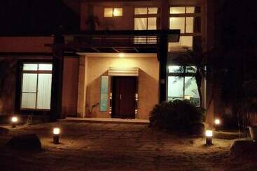 تختخواب و صبحانه Lu He Feng Homestay