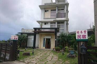 تختخواب و صبحانه Lu He Feng Homestay