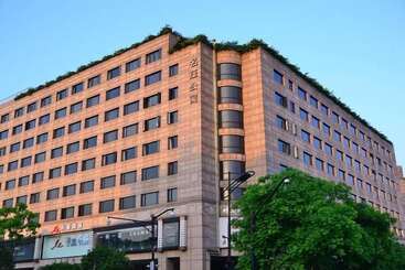 Candice Hotel Apartment