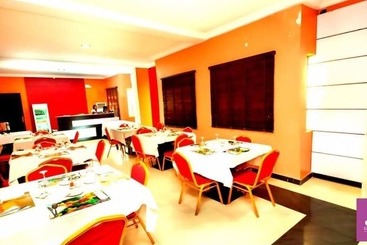 Grace Manor Hotels And Suites