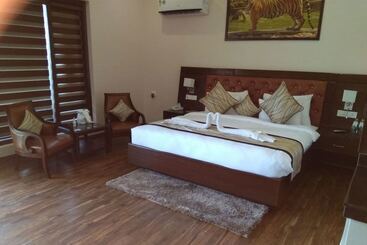 هتل Corbett The Baagh Spa & Resort
