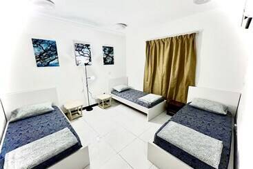 هتل Home Stay Hostel