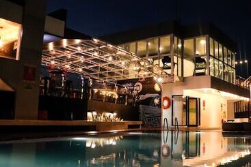 Maxonehotels @balikpapan