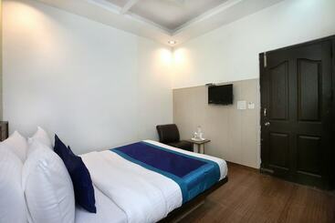 هتل Oak By Oyo Rooms