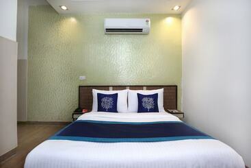 هتل Oak By Oyo Rooms