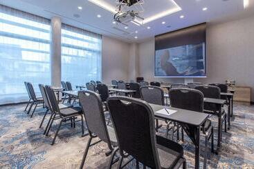 Radisson Blu Hotel & Residences