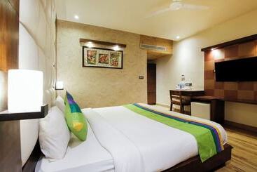 هتل Treebo Punjabi Nature Residency, Near Faridabad Railway Station