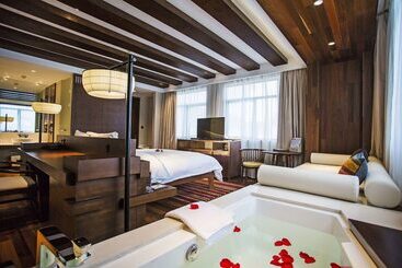 هتل Wuyi Mountain Resort